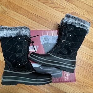Khombu Ellie Boots - size 7